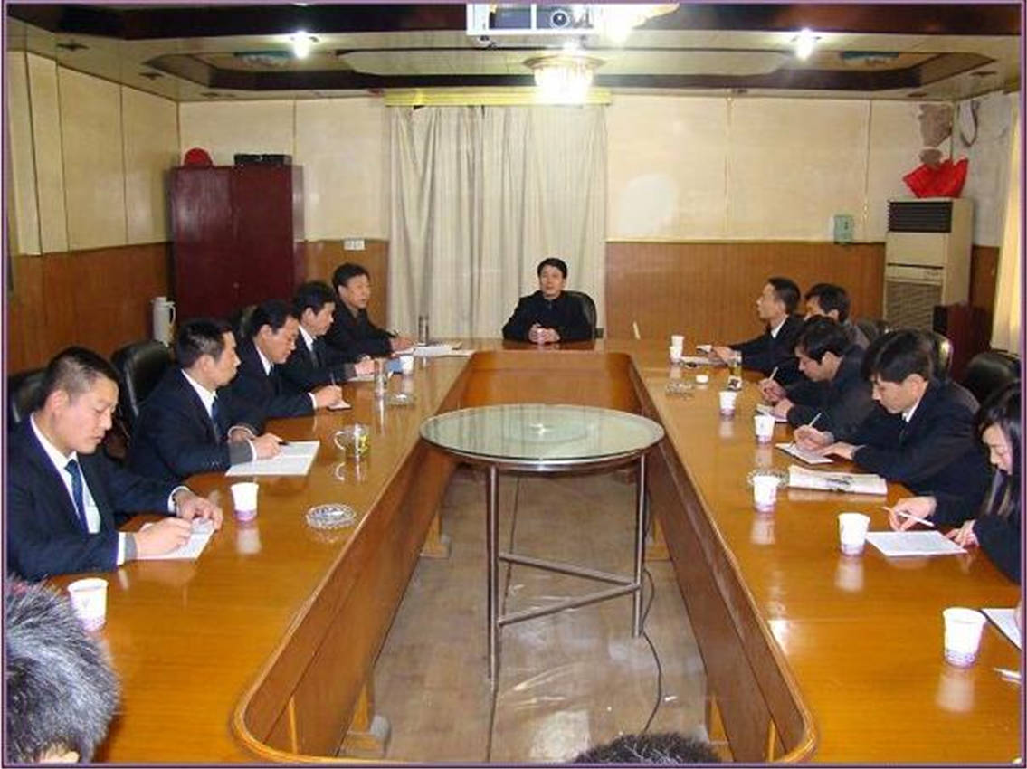 0集团董事长高度重视工会事情，，，在集团党群文宣事情会上对各人气出了期望